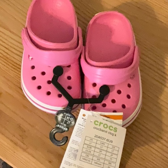 CROCS Kids Bright Pink Clogs - Picture 1 of 4